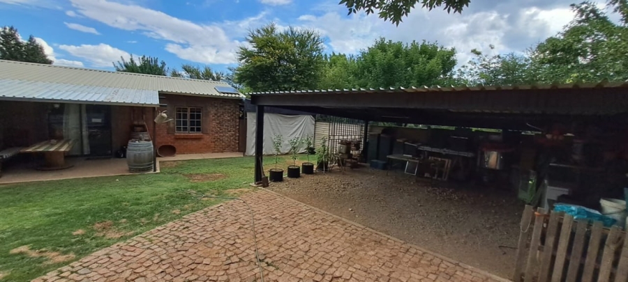 15 Bedroom Property for Sale in Kellys View Free State